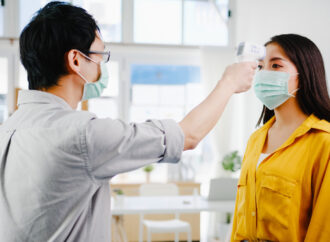 流感傳染途徑有哪些？防止傳染技巧與患者照顧指南