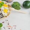 低脂純素飲食或更有助於減重？新研究解密原因