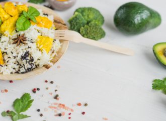 低脂純素飲食或更有助於減重？新研究解密原因