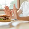 消化不良、胃脹氣纏身？5大必避開的地雷食物
