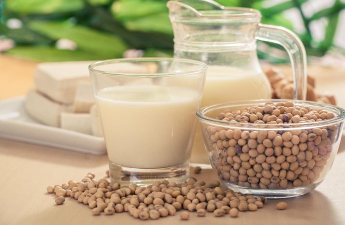 大豆異黃酮功效、攝取量與禁忌全解析,常見迷思一次破解