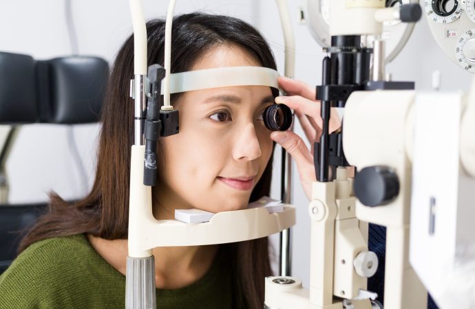 漸進鏡片頭暈如何解決？三招縮短適應期